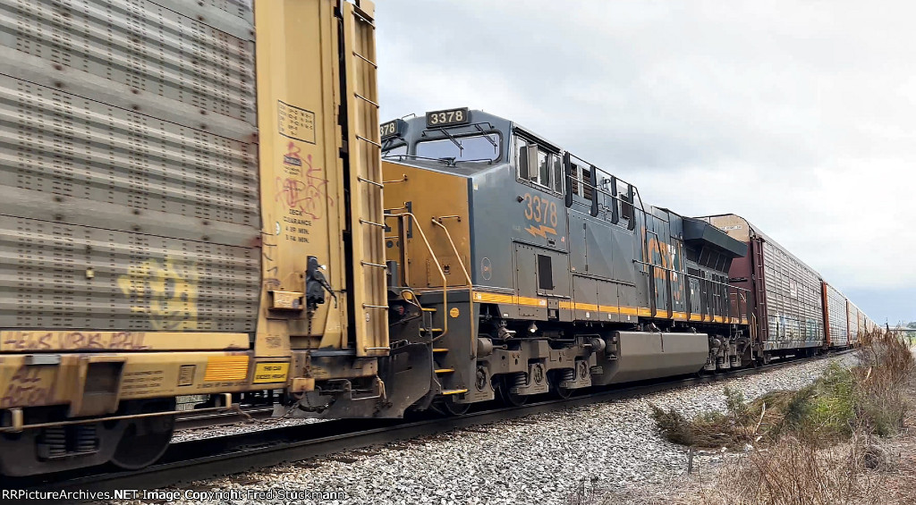 CSX 3378 is the DPU for the 217.